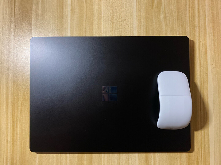 比拼微软surface laptop 3和macbook pro哪个好？反馈有区别吗？