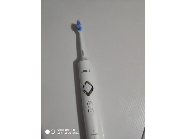 讨论黑人ET3成人声波电动牙刷怎么样呢？质量好不好？