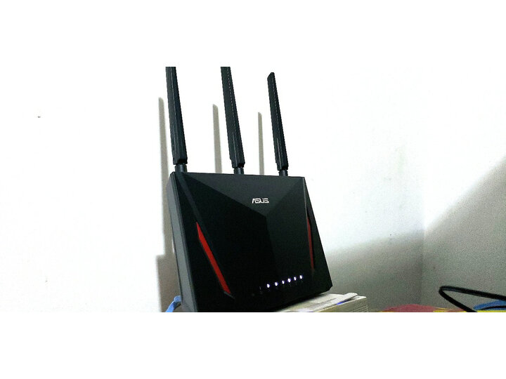评价华硕gt-ac5300和rt-ac5300哪个好？感受区别是什么？