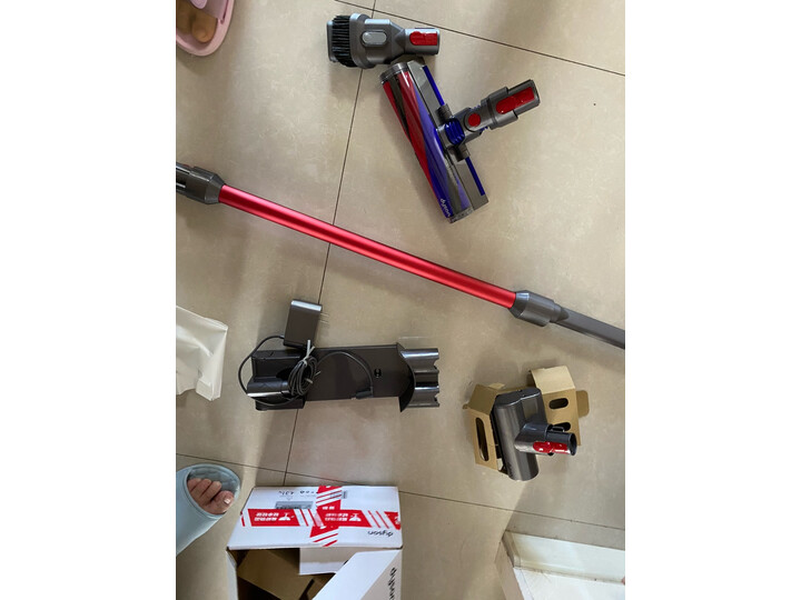 戴森(Dyson) 卧式家用无尘袋圆筒吸尘器 cinetic big ball (CY22)怎么样？入手揭秘真相究竟怎么样呢？ 首页推荐 第2张