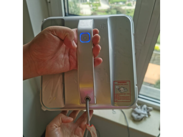 科沃斯（Ecovacs）窗宝W83S擦窗机器人怎么样，最新使用七天感受曝光 首页推荐 第5张