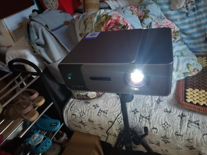 当贝 F1C 投影仪家用投影机怎么样【对比评测】质量性能揭秘 首页推荐 第12张