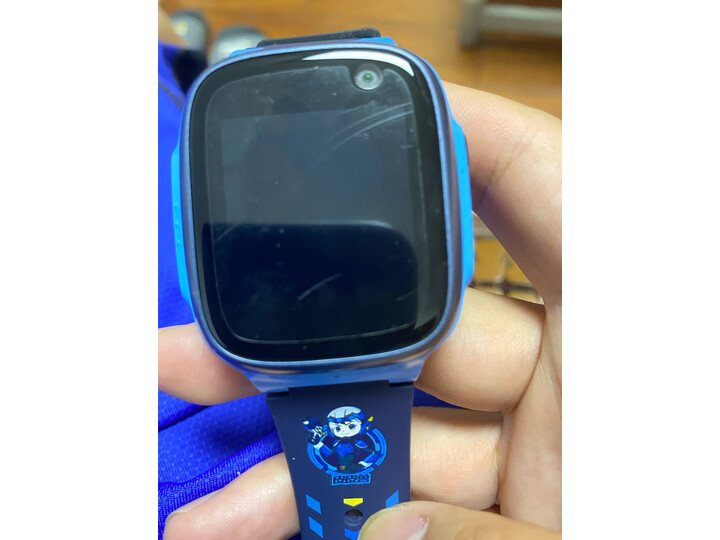 360儿童电话手表 8X Pro AI智能定位GPS视频电话手表IPX8防水怎么样？媒体评测，质量内幕详解 首页推荐 第4张