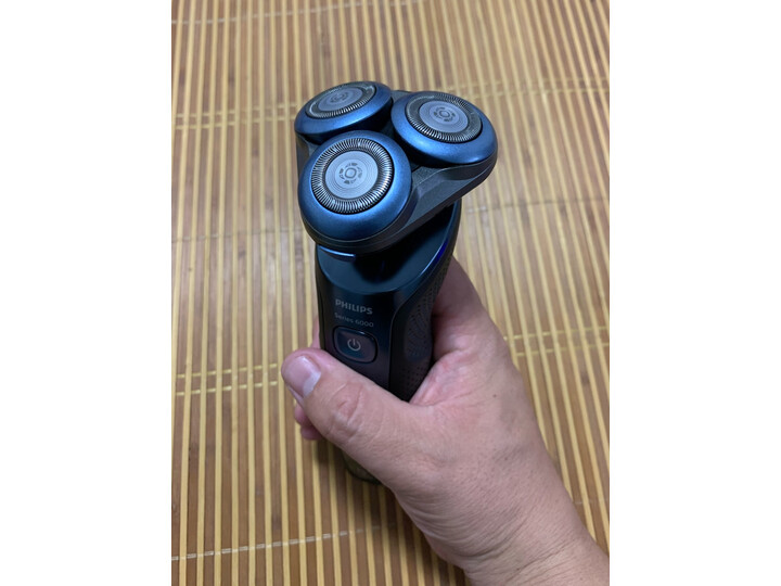 飞利浦（PHILIPS）男士电动剃须刀多S5082-61怎么样？新闻爆料真实内幕【入手必看】 首页推荐 第4张