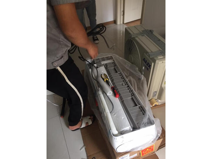 奥克斯（AUX）1.5匹 极速侠壁挂式空调挂机(KFR-35GW-BpR3TYC2(B3))怎么样【用户吐槽】质量内幕详情 首页推荐 第3张