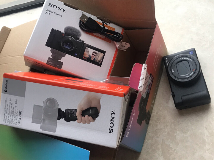 索尼（SONY）ZV-1 Vlog数码相机优缺点评测？使用感受反馈如何【入手必看】 电商资讯 第1张