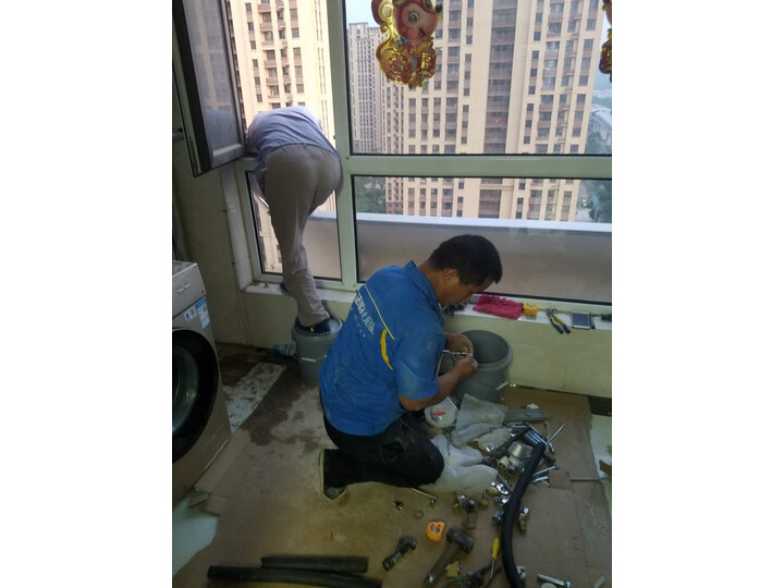 力诺瑞特 逸致100升阳台壁挂式太阳能热水器怎么样？使用一个月客观点评 首页推荐 第6张