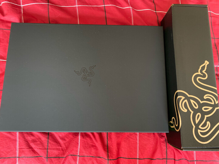 雷蛇(Razer)灵刃15标准版 15.6英寸笔记本电脑咋样？分析（i7-9750H 16G 256G+1T GTX1660Ti 144Hz）优缺点测评 首页推荐 第11张