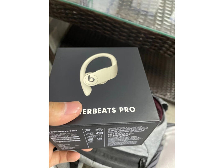 请问真实评测Beats Powerbeats Pro 完全无线高性能耳机质量求解？实情实测分享 对比评测 第8张