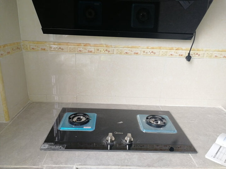 美的（Midea）升级21立方大吸力侧吸式油烟机灶具套装自动开合WIFI智能自清洁J20+216B怎么样？优缺点测评 首页推荐 第8张