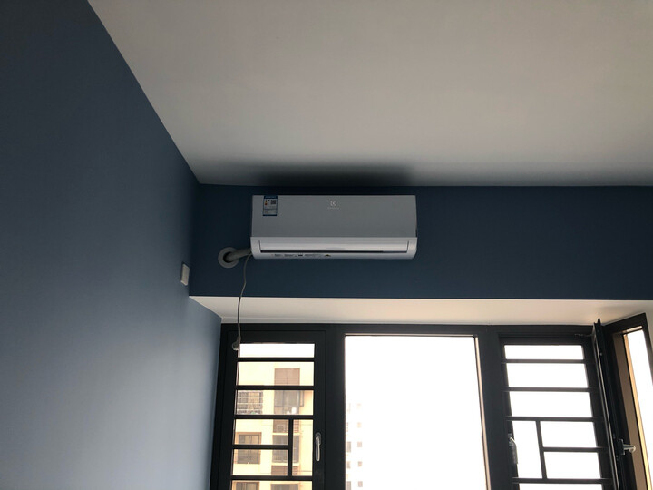 伊莱克斯（Electrolux）1.5匹壁挂式空调EAW35VD11FB3NX质量口碑如何，最新款的质量差不差呀？ 电商资讯 第1张