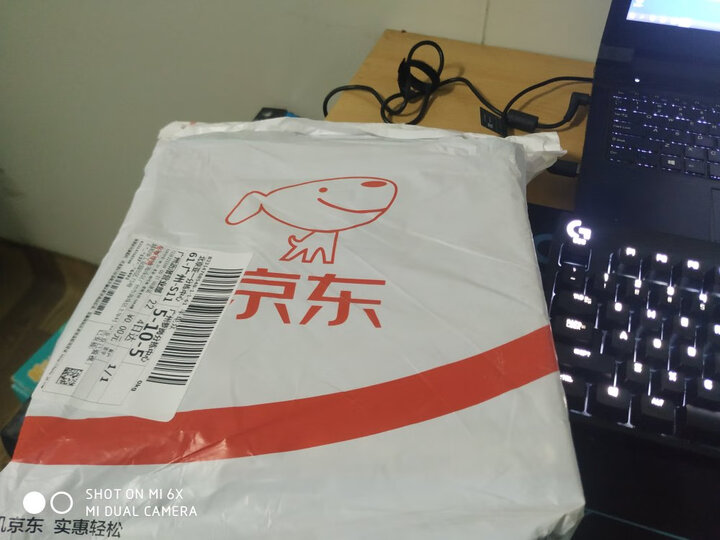 体验罗技g633s和黑鹰s哪个好？谈谈区别大不大？