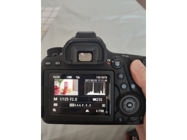 详情实情-佳能EOS 6D Mark II 6D2全画幅单反相机咋样好？配置优缺点新款实测 心得体验 第7张