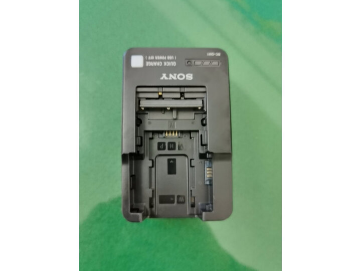 实测透露-索尼BC-QZ1 相机电池充电器怎么样充电差？使用详情评测分享 品测曝光 第9张
