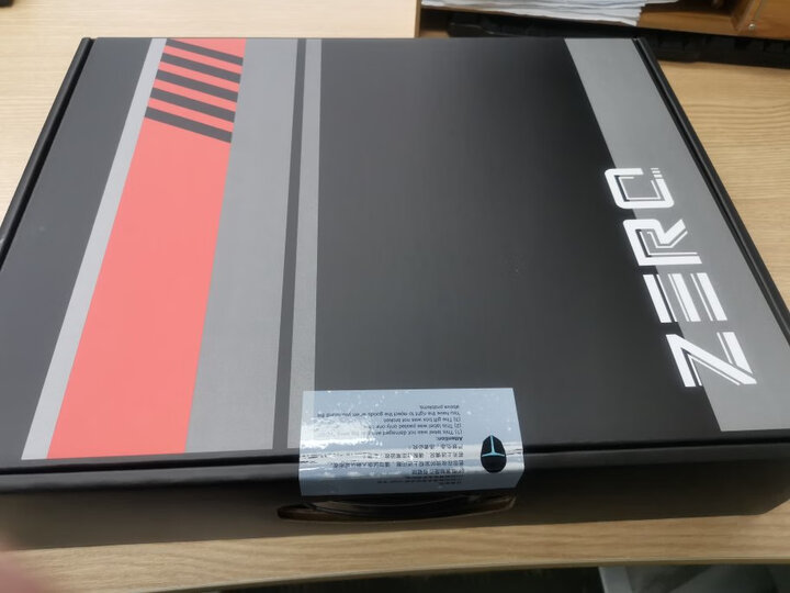 温馨提示：雷神Zero 911 16英寸游戏本 笔记本电脑评测如何呢？图文实测爆料 心得分享 第3张
