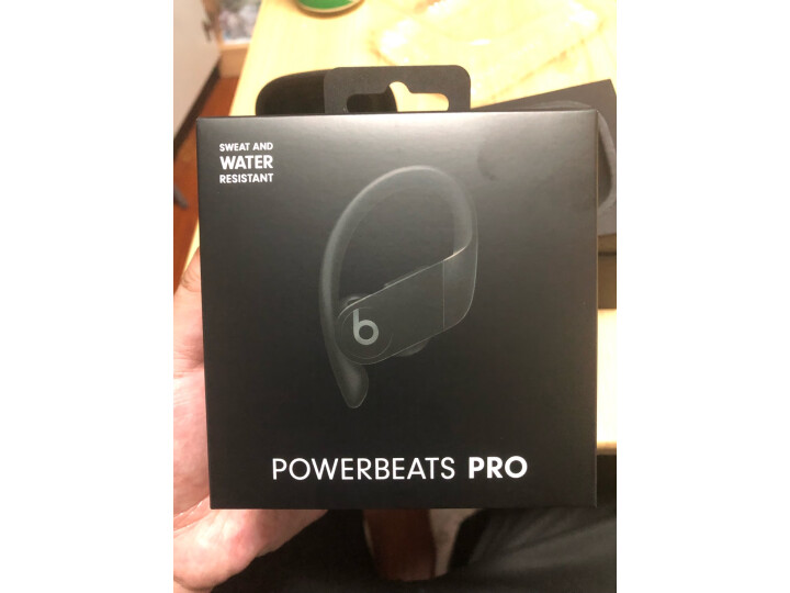 请问真实评测Beats Powerbeats Pro 完全无线高性能耳机质量求解？实情实测分享 对比评测 第10张