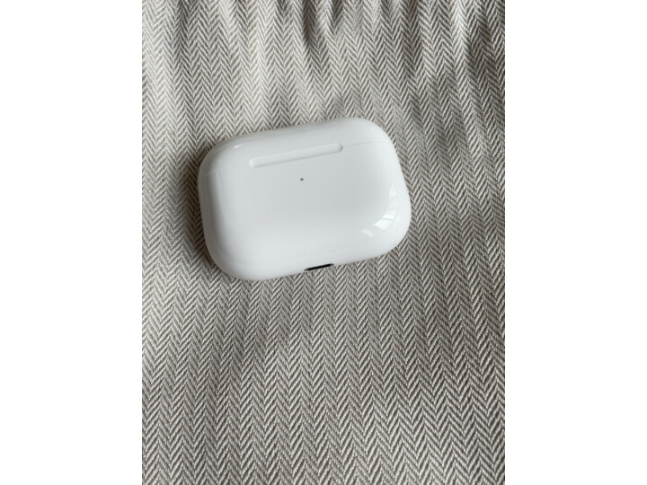 Apple苹果 AirPods Pro MagSafe无线充电盒 主动降噪无线蓝牙耳机 适用iPhone／iPad／Apple Watch