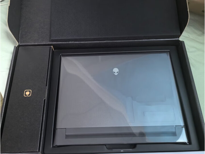 图文曝光：外星人ALWM18-R2961QB高端游戏本测评好不好啊？老司机来说说吧 热评种草 第2张