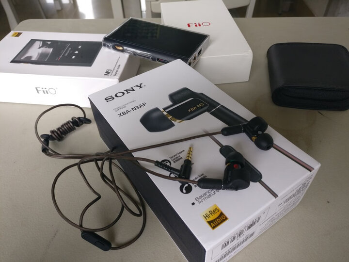 评价海贝r3pro和飞傲m9哪个好？感受有区别吗？