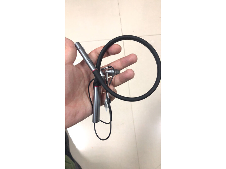 请问万魔e1001bt对比索尼哪个好？比较区别如何？