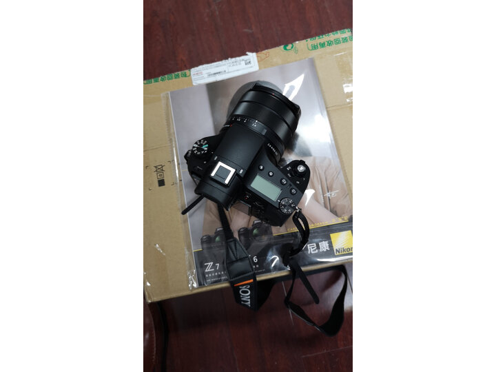 深度爆料评测索尼rx10m4和尼康p1000哪款好用些?有没有区别?