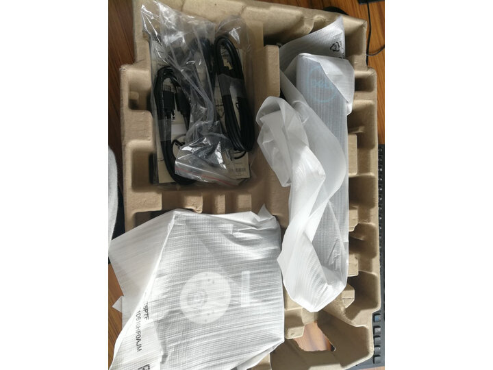 体验戴尔s2719dgf和小金刚哪个好？说说有没有区别？