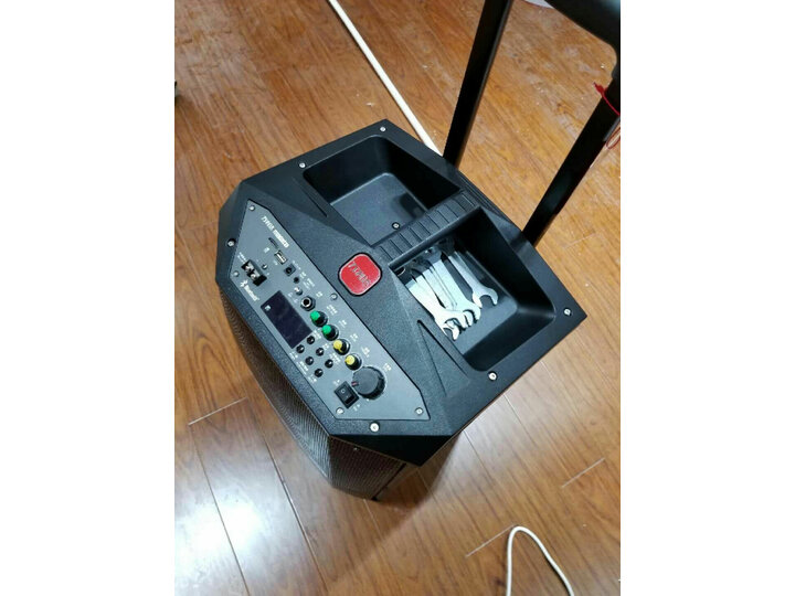 入手ikbcw200和w210区别哪个好？点评有何区别？