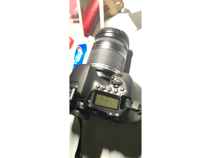 反馈佳能eos90d和80d有啥区别？体验哪个好？