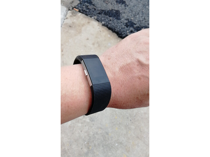 FitbitFitbit Charge 3详细参数及用户评价_http://www.itswebtime.com_好物推荐_第7张