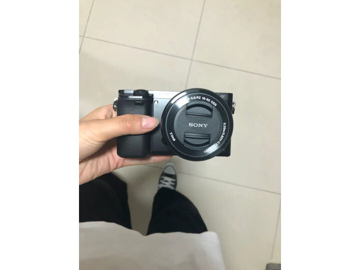 使用索尼ilce-6000l和ALpha区别有没有？纠结哪个好？