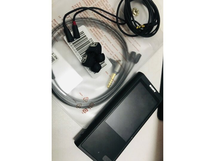 说说森海塞尔ie80sbt和有线的有区别吗？测评哪个好？