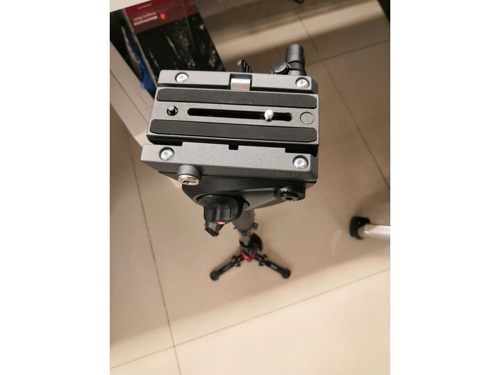 比拼曼富图mvh502ah和mvh500ah哪个好？反馈有何区别？