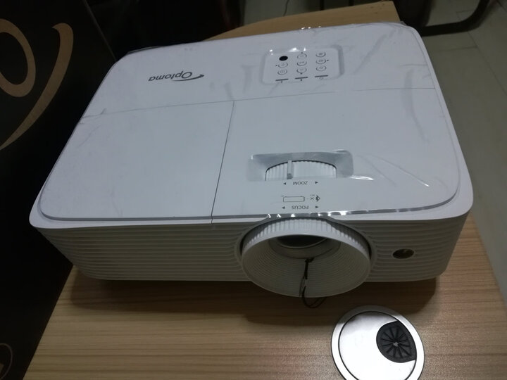 使用奥图码hd300和奥图码hd27h哪个好？纠结区别是什么？