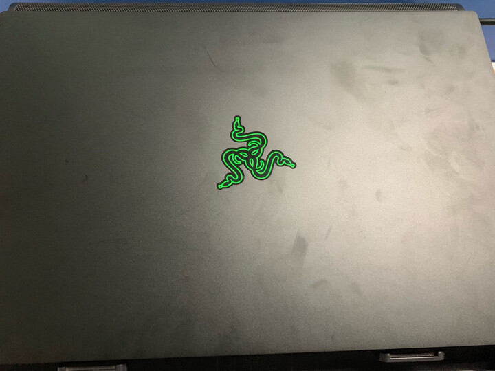 雷蛇灵刃15标准版和精英版对比哪个好用点-雷蛇灵刃15标准版和精英版对比深度对比_http://www.meifudie.com_好物_第15张