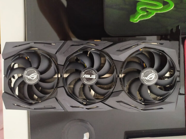 华硕（ASUS）猛禽ROG-STRIX-GeForce RTX 2080显卡怎么样.使用一个星期感受分享 首页推荐 第3张