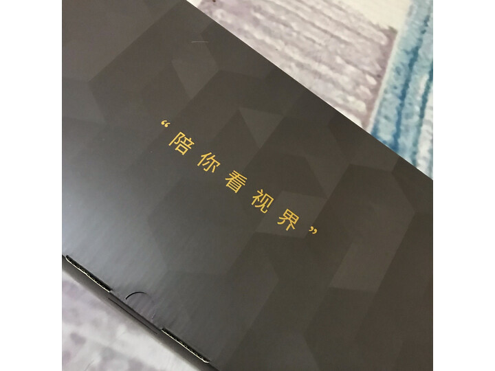 体验大眼橙x7d和小米投影仪区别是什么？说说哪个好？