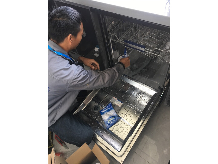 【八月使用揭秘】美的（Midea）13套家用智能除菌洗碗机J10优缺点测评怎么样？网友最新质量内幕吐槽 首页推荐 第8张