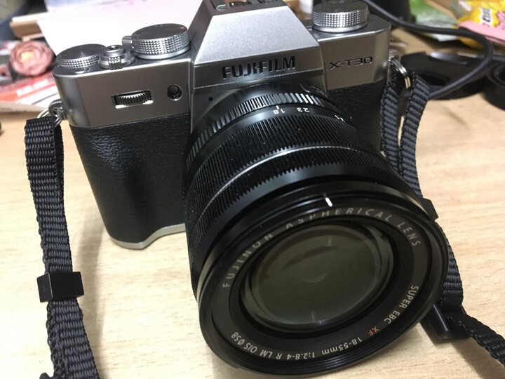 谈谈富士t30和索尼a7m2功能有什么区别？请问哪个好？