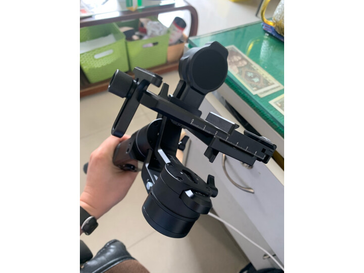 飞宇AK2000 相机手持稳定器拍视频画面稳定吗?有什么优缺点 飞宇AK2000 相机手持稳定器拍视频画面稳定吗?有什么优缺点