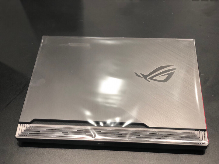 解析rog**神3和外星人m15r2区别有吗？谈谈哪个好？