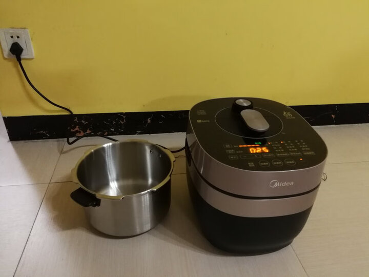 美的（Midea）电压力锅5升钢胆YL50P701怎么样？为什么爆款，评价那么高？ 首页推荐 第2张
