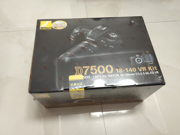 请问尼康d750和佳能6d2区别是什么比较哪个好？