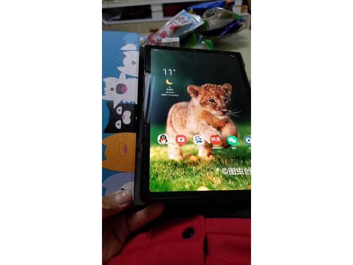 分析三星tab s5e和华为m6区别有没有？点评哪个好？