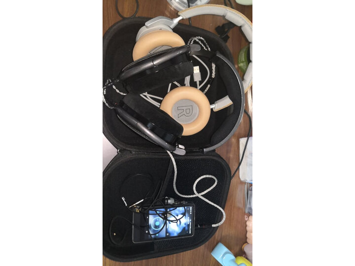 测评海贝r6pro和山灵m6哪个好？感受区别是什么