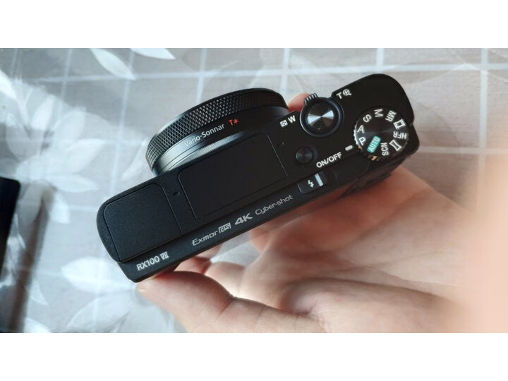 索尼（SONY）DSC-RX100M7 黑卡数码相机对比测评怎么样【官网评测】质量内幕详情 首页推荐 第9张