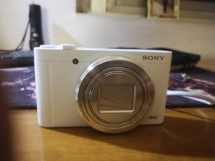 使用索尼dscwx700与wx800区别有没有？纠结哪个好？