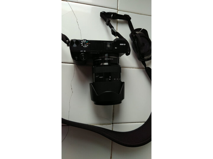 索尼E 18-200mm F3.5-6.3 OSS LE APS-C画幅远摄变焦微单相机镜头怎么样【猛戳分享】质量内幕详情 首页推荐 第6张