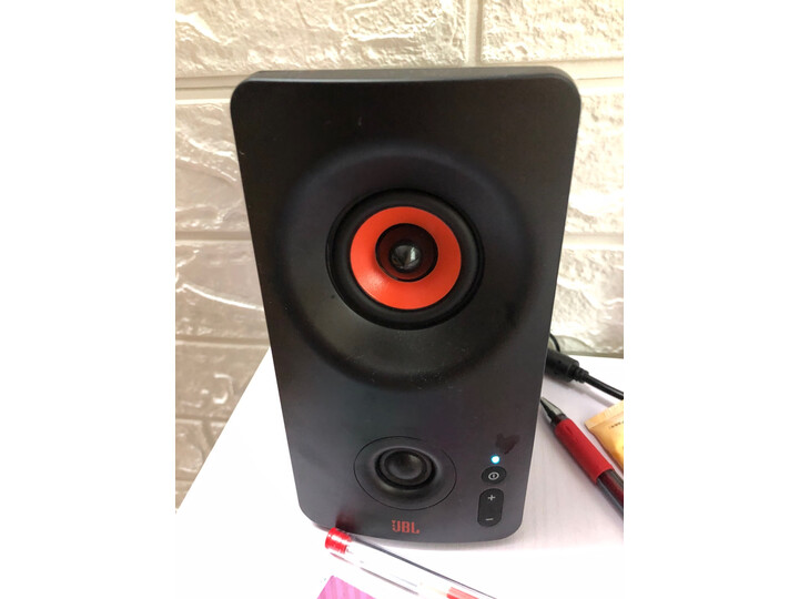 体验jblps3300和2200有什么区别？说说区别哪个好？