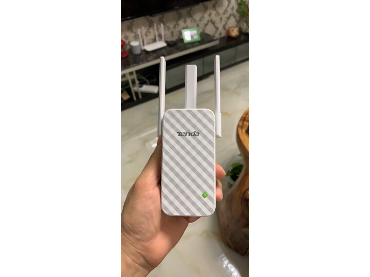 使用水星mer1200g 和腾达w18e哪个好？纠结区别是什么