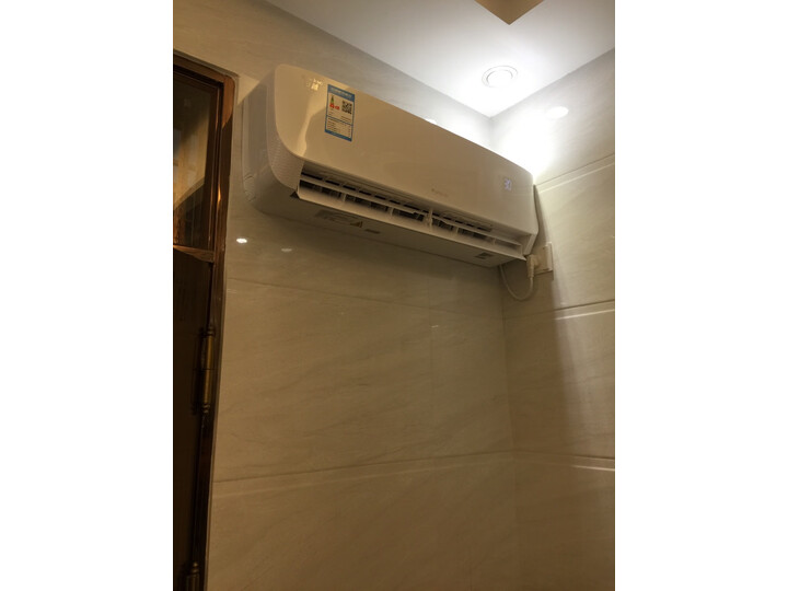 格力Q力35和变频俊越35哪个好？有何区别？